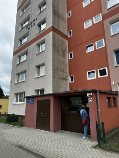 Mieszkanie 49 m, 2 pokoje, os. kuchnia i łazienka