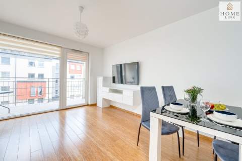 3 pokoje duży balkon ul. Pimpickiego 8