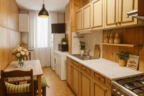 TARGÓWEK, 47 m2, 3 pokoje, balkon