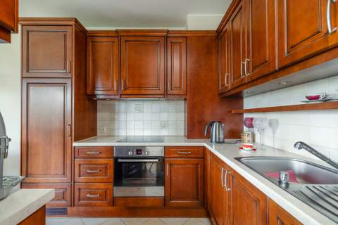 WIDOK NA ZIELEŃ 20 M2 KOMÓRKA CISZA SPOKÓJ