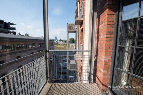 Klimatyczny loft na Zabłociu - 2 pokoje.