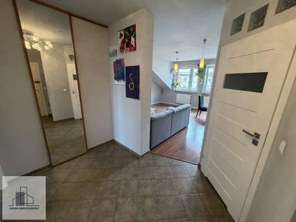 3 pokoje, duzy salon, balkon dodatkowe poddasze osiedle strzeżone