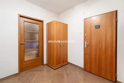 2 pokoje 50 m Widok na zieleń Balkon