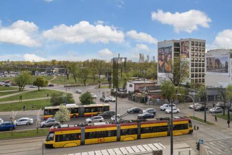 Apartamentowiec Widok na Centrum Metro 2min.