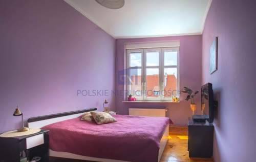 112 m2 przy Placu Grunwaldzkim 5 pokoi .