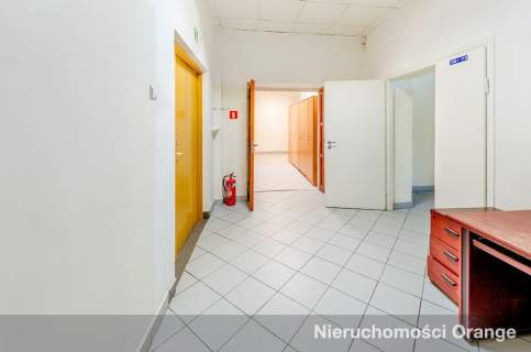 Budynek biurowy w ścisłym centrum miasta