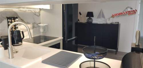 100 metrowy apartament między morzem, a jeziorem.