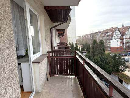Centrum 3 pok. mieszkanie z 2 balkonami i 2 piwnicami