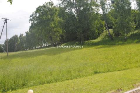 Gospodarstwo około 1,5 ha w Łazanach gm.Biskupice