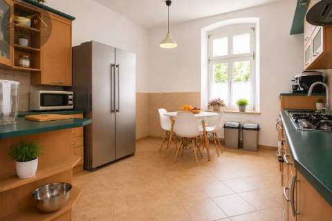4 pokoje 133m2, 1 piętro blisko Centrum