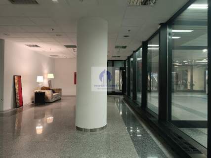 Śródmieście lokal handlowo-usługowy 133,69m2 do wynajęcia