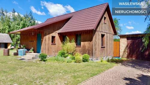 Siedlisko 2 domy, budynki gospodarcze, staw