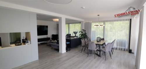 100 metrowy apartament między morzem, a jeziorem.