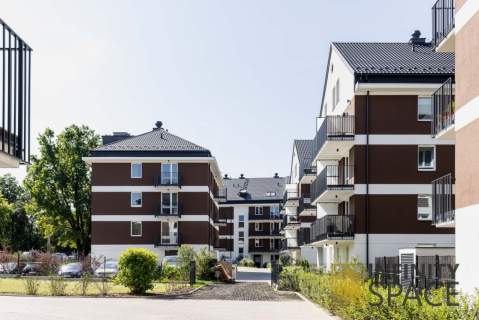 Studio z ogródkiem Parking Bemowo / Chrzanów