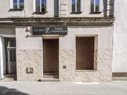 Zadbany lokal w centrum Legnicy - parking obok