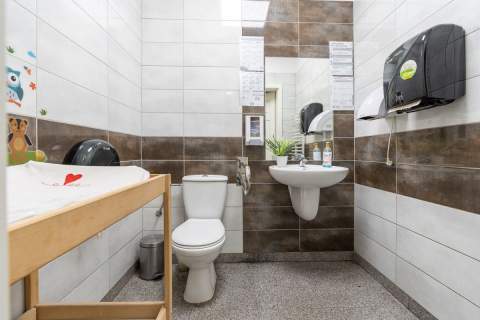 Na sprzedaż budynek 651 m2 w samym centrum Otwocka