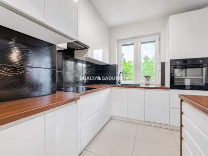 3 pok dwa ogródki duży balkon ul. Lubostroń