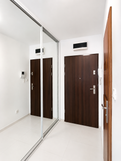 Gotowy do wprowadzenia/2-pokojowy apartament na Di Trevi