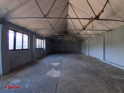 Magazyn z biurem 270 m2 ogrodzony parking