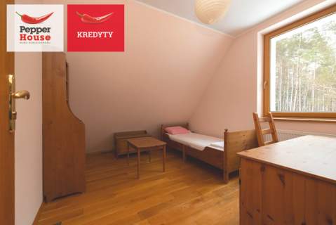 Dom działka z linią brzegową