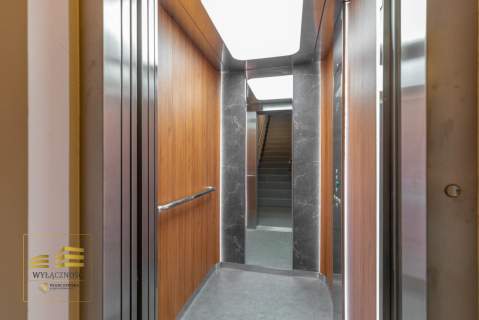 Apartament z tarasem Nałęczowska.