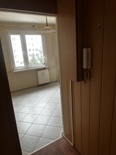 Mieszkanie 49 m, 2 pokoje, os. kuchnia i łazienka