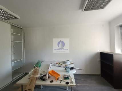 Włochy lokal biurowy 37,60 m2 do wynajęcia