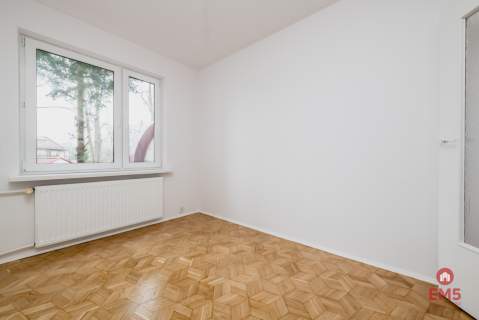 Wysoki parter z balkonem