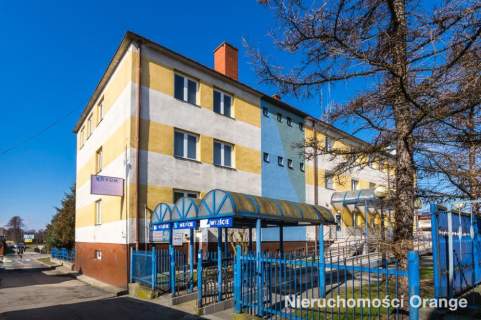 Budynek biurowy na dużej działce w centrum miasta