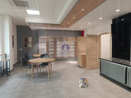 Wola lokal handlowo-usługowy 70,21m2 do wynajęcia