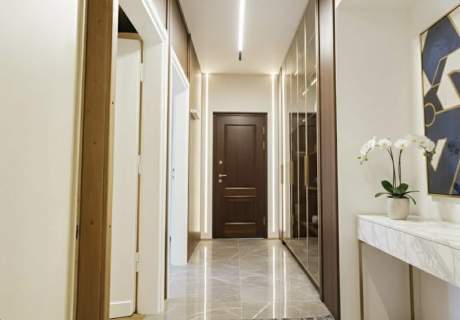 Przy Teatrze Wielkim 63m z 1897r. wysokie 330