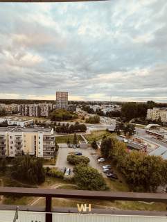 3 oddzielne pokoje na 12 piętrze Metro
