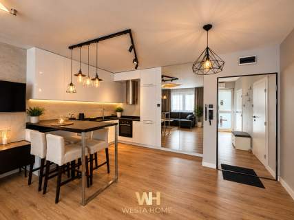 Nowoczesny apartament z balkonem, parkingiem