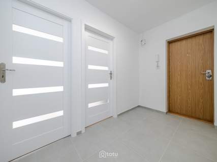 3 pokoje/ po generalnym remoncie/ blisko uczelni