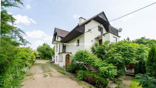 Dom z atrakcyjną działką, Karniowice