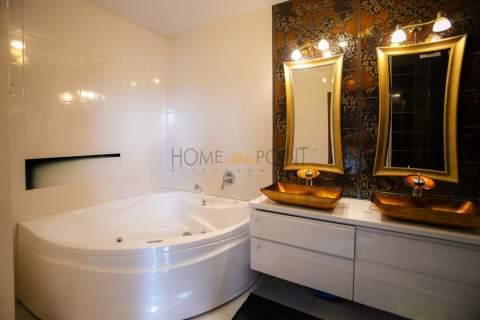 4 pok apartament na ost piętrze z tarasem 160 mkw