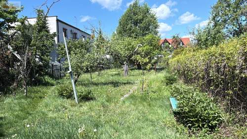 Mieszkanie na parterze domu z garażem i ogrododem
