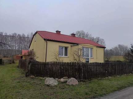 Gospodarstwo 9,06 ha 90 600 m z budynkami oraz maszynami