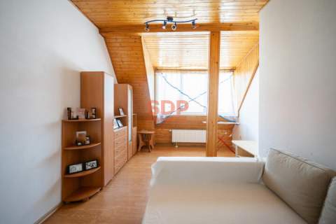 96 m2 w kamienicy blisko centrum