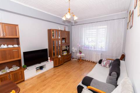 Widne mieszkanie-1piętro,48,82m2 Os.Wzgórze Ożarów