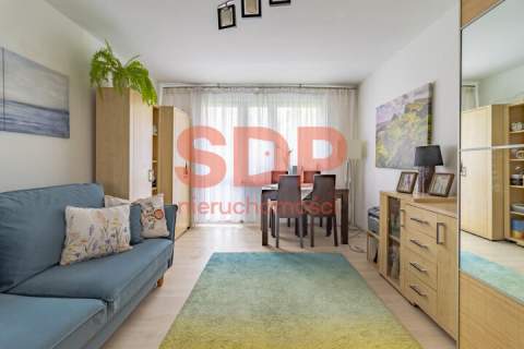 Retkinia 2 pokoje parter balkon winda świetna lokalizacja