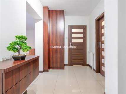 3 pok dwa ogródki duży balkon ul. Lubostroń