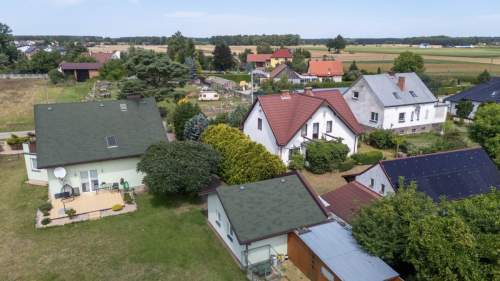 Sieraków Śl. dom z duża działką ok. 2500m2