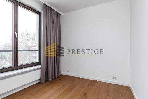 Ekskluzywny 4-pokojowy penthouse z tarasem na dach