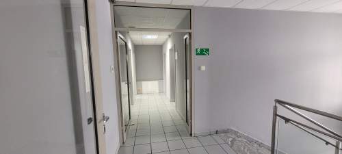 Budynek na siłownię, fitness, na biura,parking,klimatyzacja,