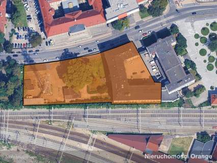 Duża nieruchomość w centrum miasta