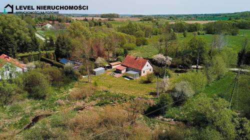 Dom na wsi Młynarska Wola