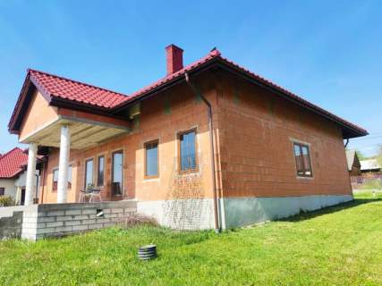 Dom pod Kielcami, spokojna i cicha okolica