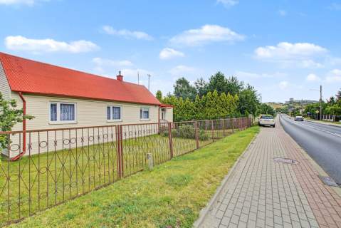 Dom w Olsztynie Blisko Zamku Zadbana działka