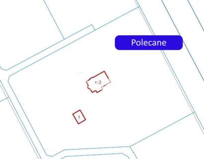 Dom z mater. naturalnych. Oddzielnie działki z WZ.